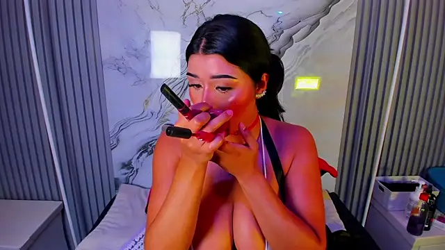 venusowen_ élő XXX-chatje