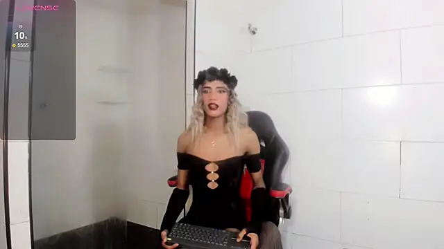 Samantha_Ortega_ Adlı Modelin Canlı XXX Sohbeti