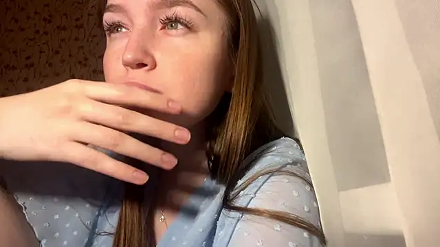 Hanna__Montanna élő XXX-chatje