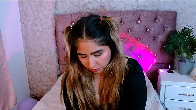 Sofiazaf_n Live XXX chat