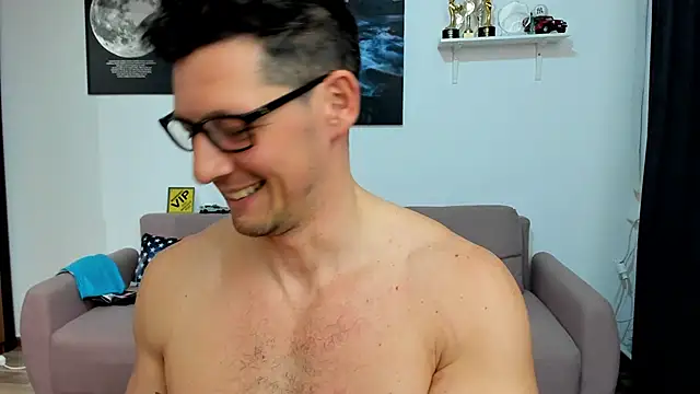 BrutusK08: απευθείας συνομιλία ΧΧΧ