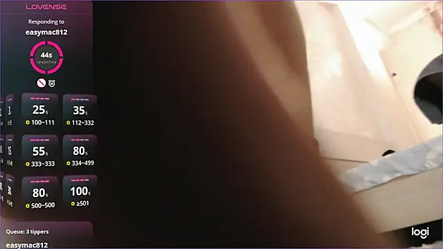 TumiLio Adlı Modelin Canlı XXX Sohbeti