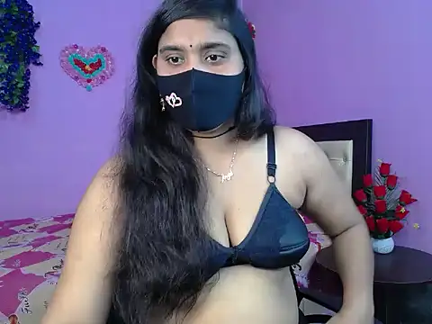 Maiya_Amber Show Webcam