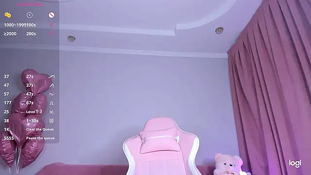 Momo_Ayase_ élő XXX-chatje