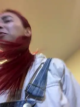 Chat +18 de JuliethaDemon_ ao vivo