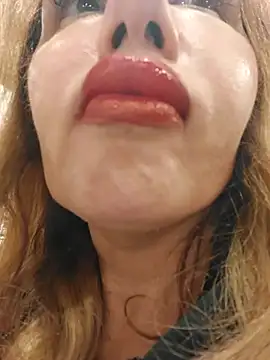 Alisasex@xh Chat XXX in diretta