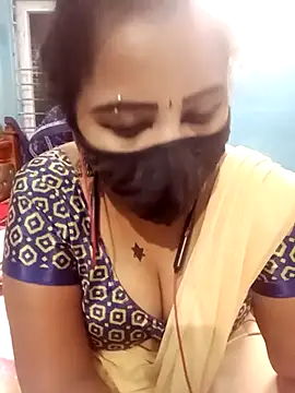 tamil_Vennila Live XXX Chat