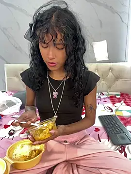 HampenSweet Adlı Modelin Canlı XXX Sohbeti