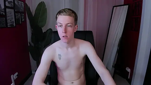 Dylan_Norton Adlı Modelin Canlı XXX Sohbeti