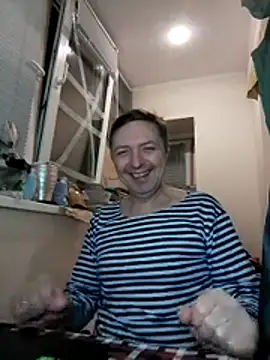 Pokaz2020 Adlı Modelin Canlı XXX Sohbeti