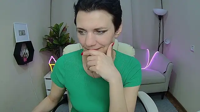 AvaSaturnian's Live XXX Chat