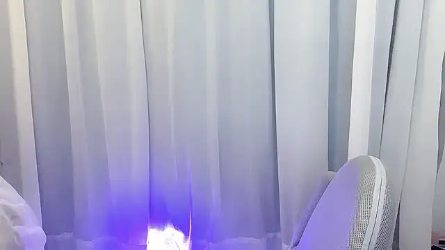 Chat +18 de hayuyuyu ao vivo