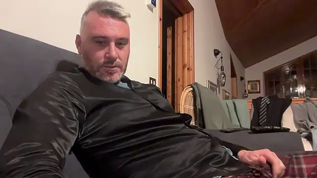 marcovik1 Webcam Show