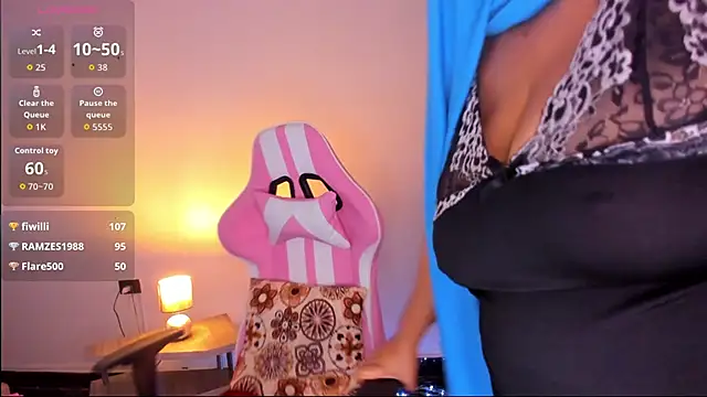 HijabiMilff 现场XXX聊天