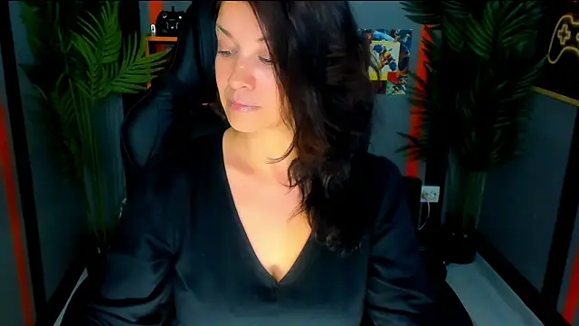 AnaMillsのライブXXXチャット