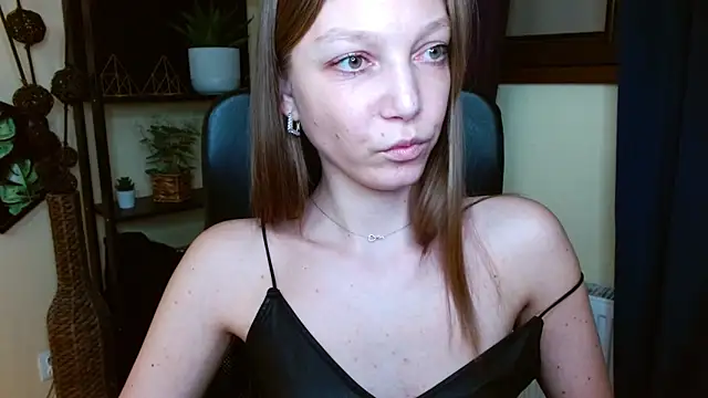 EmillyPlay's Live XXX Chat