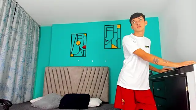 Živý XXX chat Maikol_Ortiz