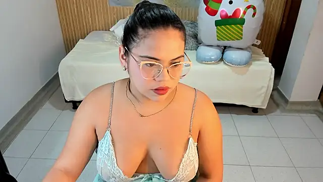 Czat XXX na żywo – samy_19_