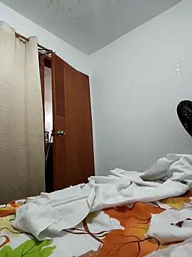 Chat +18 de catalina_boobs ao vivo