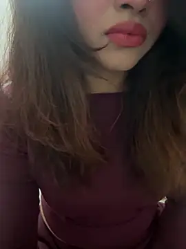 riya_sharma11 Adlı Modelin Canlı XXX Sohbeti