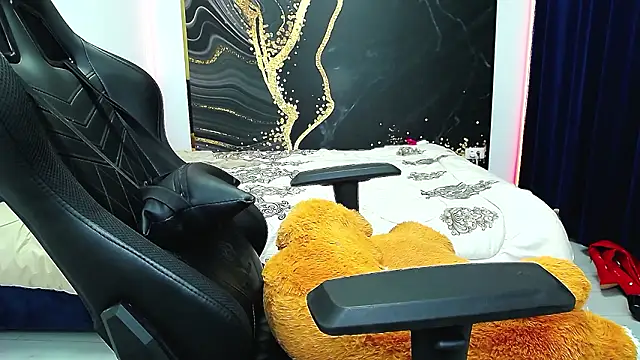 FlirtDeeaのライブXXXチャット