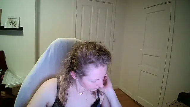 Živý XXX chat Girlnina-1995