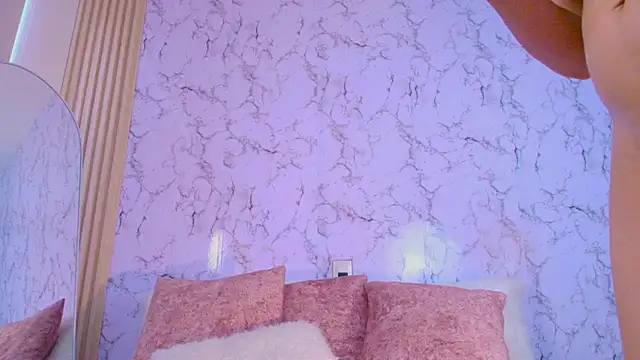 Chat +18 de Juliana_rodriguez_ ao vivo