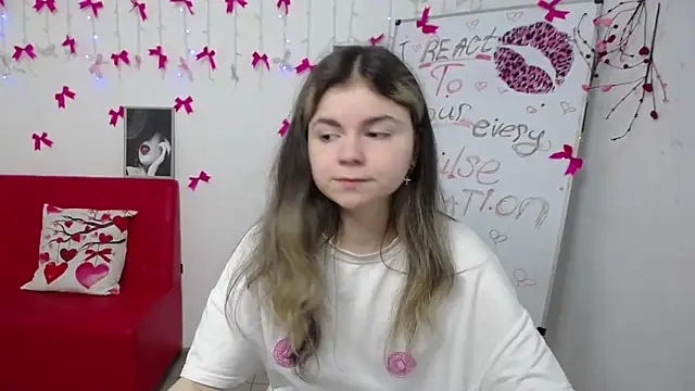 TinaRedly 라이브 XXX 채팅