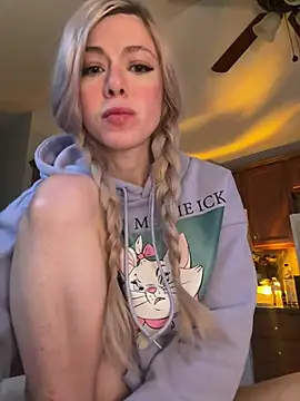 propertyofdaddy Live XXX-Chat