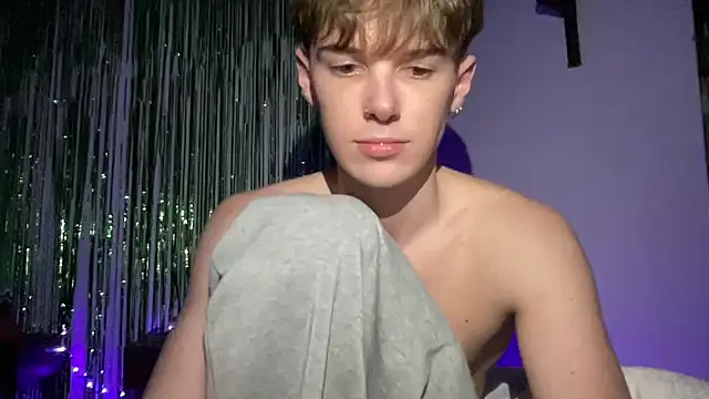 YourMilkyGuy 라이브 XXX 채팅