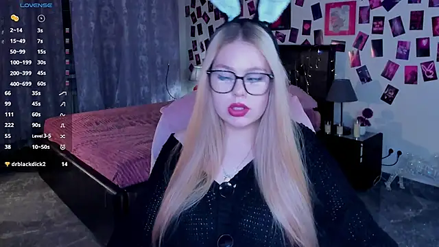 Chat +18 de AmeliaMerris ao vivo