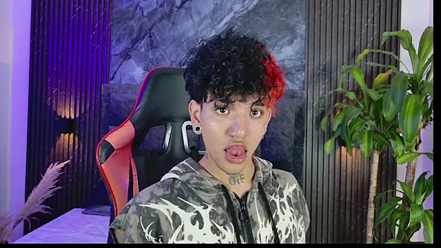 noah_travisn Webbikameraesitys