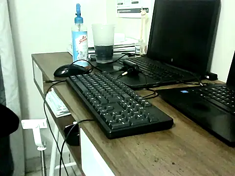 Yardie_bone Chat XXX live