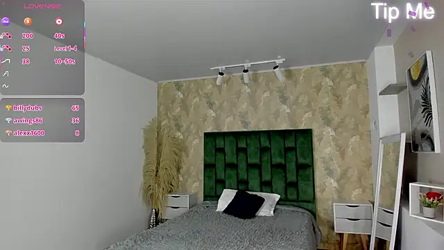 april_dumont: онлайн-секс-чат