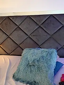 AlmaRios: απευθείας συνομιλία ΧΧΧ