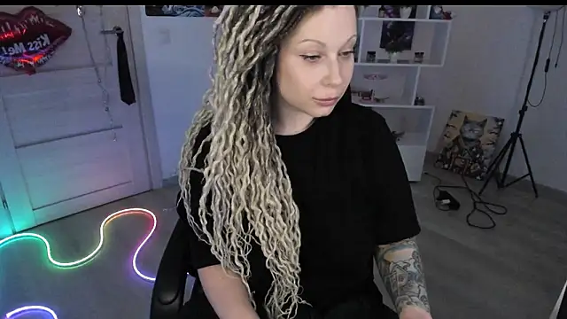 دردشة HoneySallyMoore الجنسية المباشرة