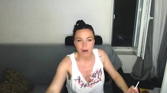 CloveLoven Live XXX chat