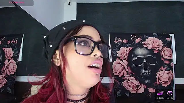 แชท XXX สดของ EvaaFoxxy1