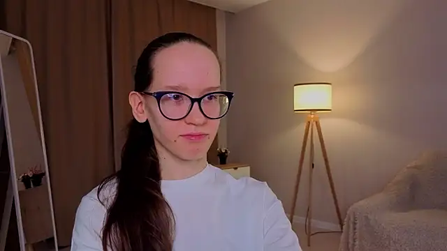 BettyBrowni 即時 XXX 聊天