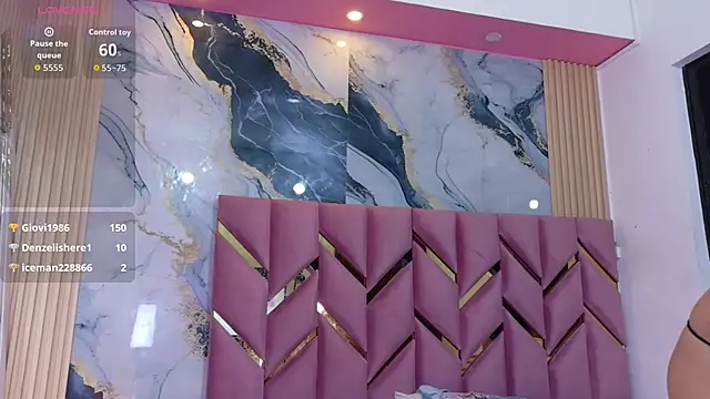 Chat XXX en directo de hotiergirl