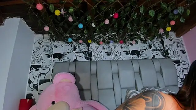 LucyRosse's Live XXX Chat