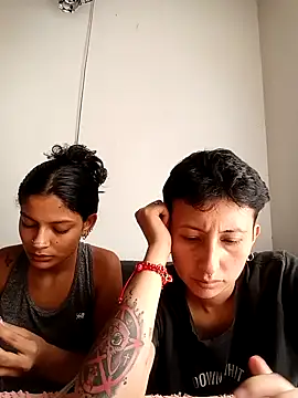 Mei_and_Gaby's Live XXX Chat