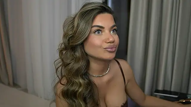 Ur_BadHabitn Webbikameraesitys