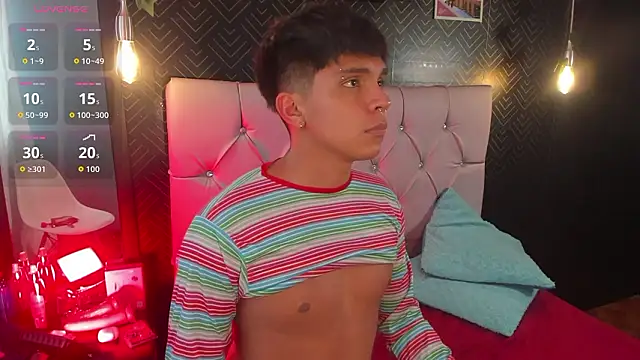 Thiago_Kozak 即時 XXX 聊天