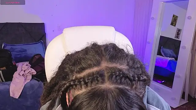 XXX chat uživo modela _sharlotte777