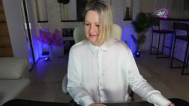 MariemLui Adlı Modelin Canlı XXX Sohbeti