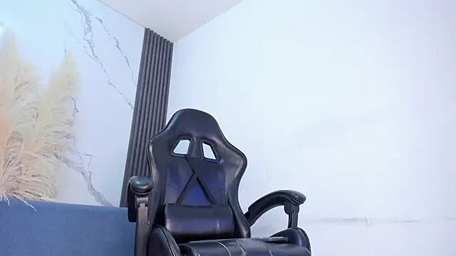 AnaiaClarck Chat XXX live