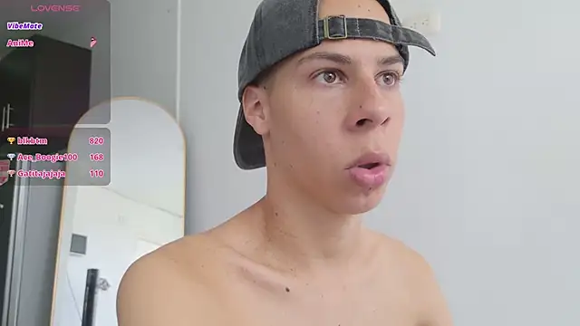 grey___27's Live XXX Chat