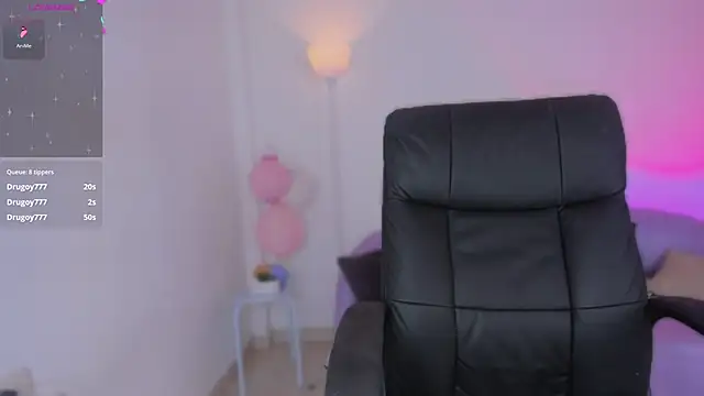 Živý XXX chat salma_isawwii