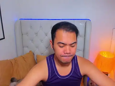 AsianZero's Live XXX Chat